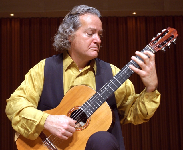 Carlo Domeniconi Biography | Classical Guitarists